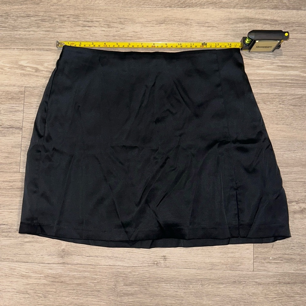 Medium Satin Medium Miniskirt with Slit